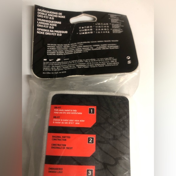Nike DRI-FIT Doublewide Wristbands 2.0 - Picture 4 of 4